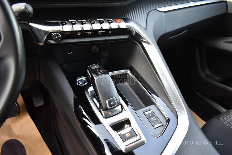 Peugeot 3008 1.5 HDI  Active AT