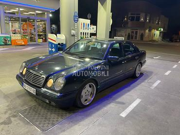 Mercedes Benz E 300 TD OM606
