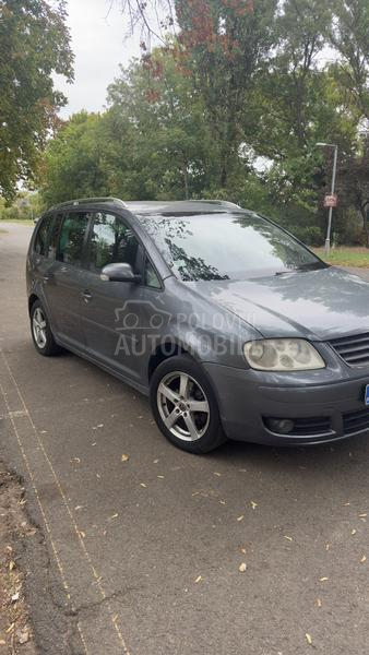 Volkswagen Touran 2.0 tdi reg.