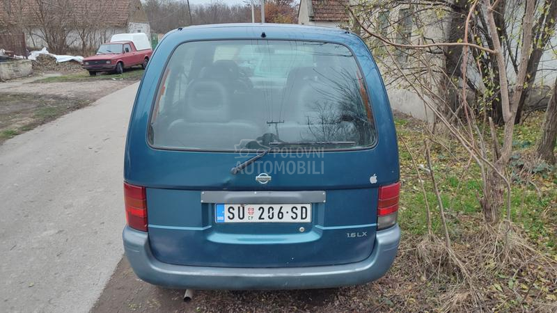 Nissan Serena 1.6