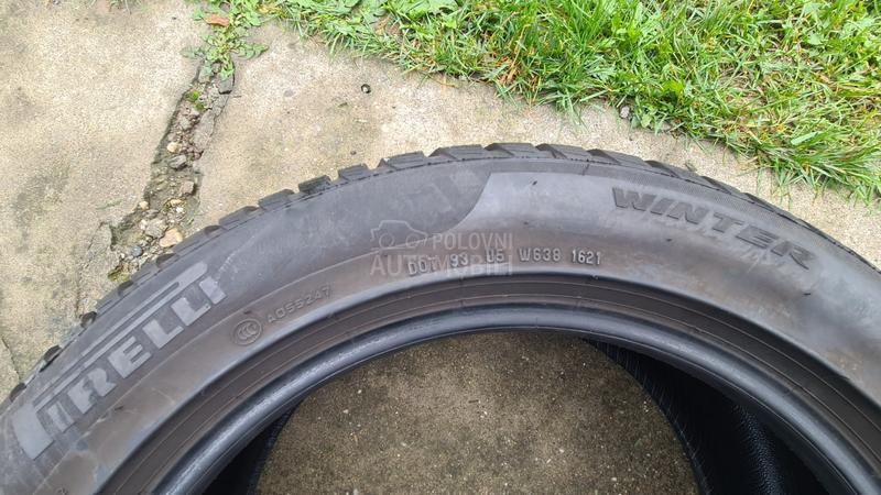 Pirelli 225/55 R18 Zimska