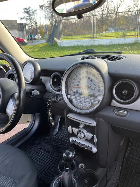 MINI Cooper 1,6 m.a.t.i.k. bmw