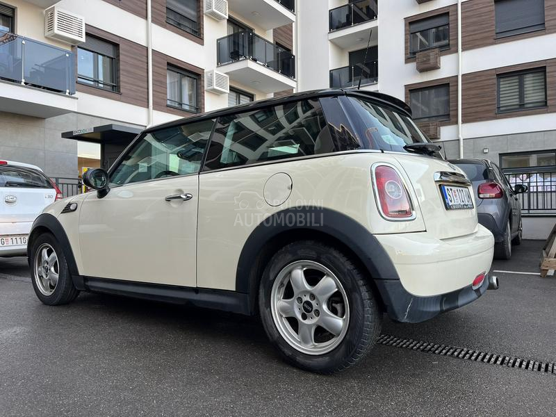 MINI Cooper 1,6 m.a.t.i.k. bmw