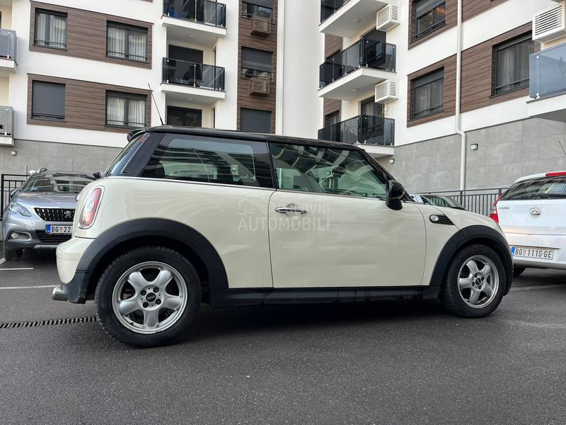 MINI Cooper 1,6 m.a.t.i.k. bmw