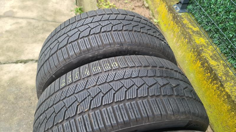 Continental 255/40 R20 Zimska