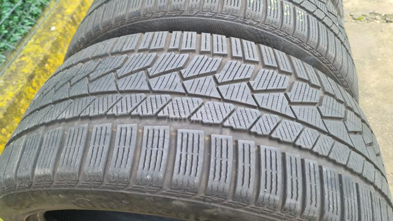 Continental 255/40 R20 Zimska