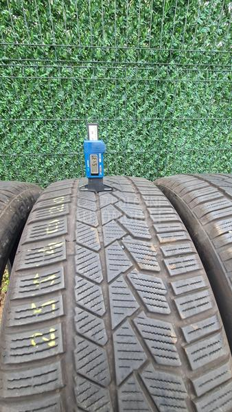 Continental 255/40 R20 Zimska