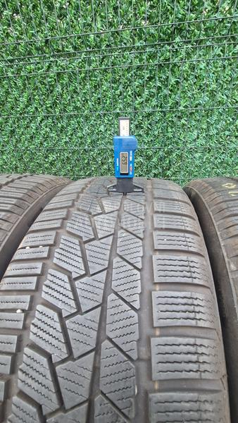 Continental 255/40 R20 Zimska