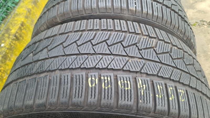 Continental 255/40 R20 Zimska