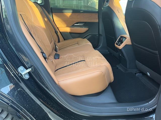 Mazda 6e TAKUMI PLUS