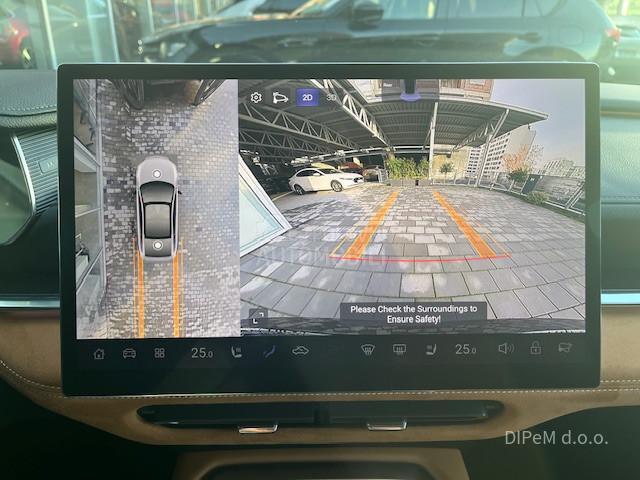 Mazda 6e TAKUMI PLUS