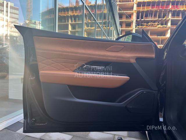 Mazda 6e TAKUMI PLUS