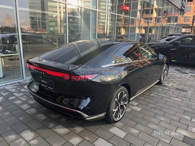 Mazda 6e TAKUMI PLUS