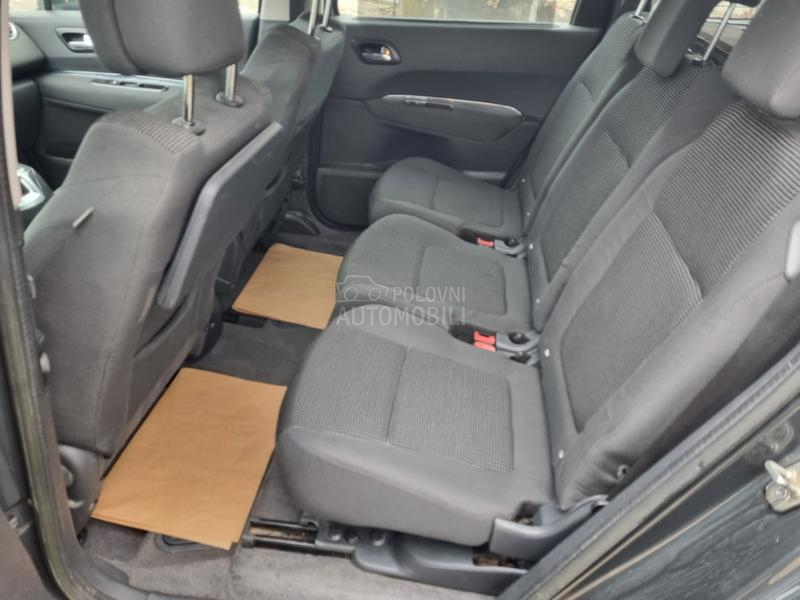 Peugeot 5008 HDI // 7 SEDISTA