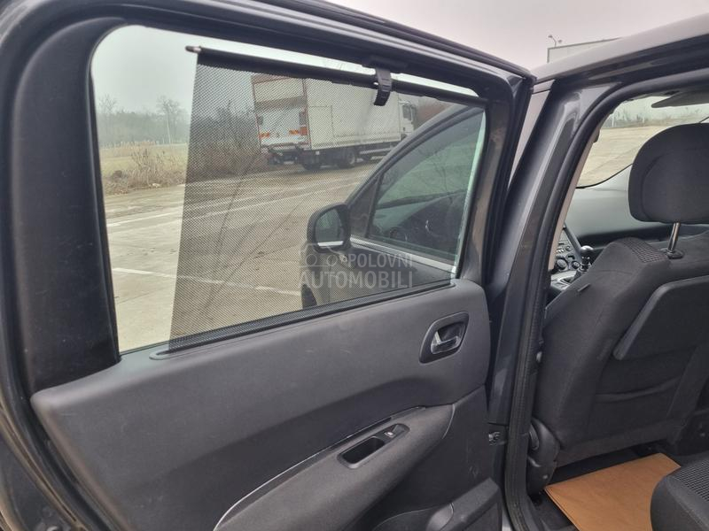 Peugeot 5008 HDI // 7 SEDISTA