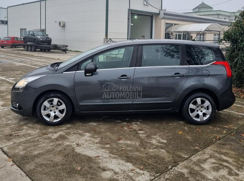 Peugeot 5008 HDI // 7 SEDISTA