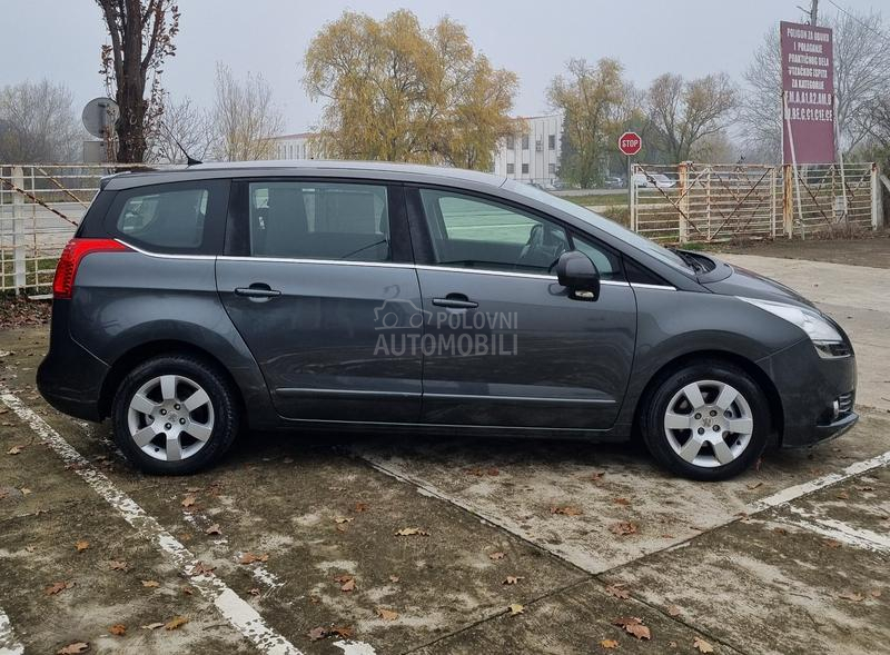 Peugeot 5008 HDI // 7 SEDISTA