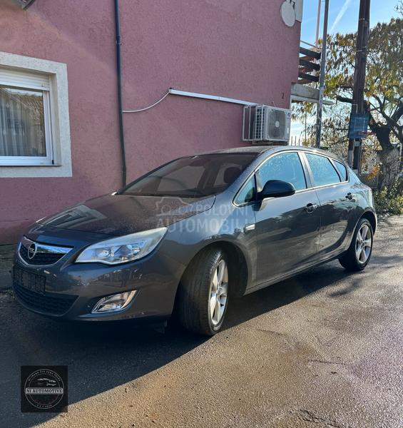 Opel Astra J 1.4
