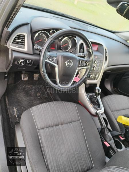 Opel Astra J 1.4
