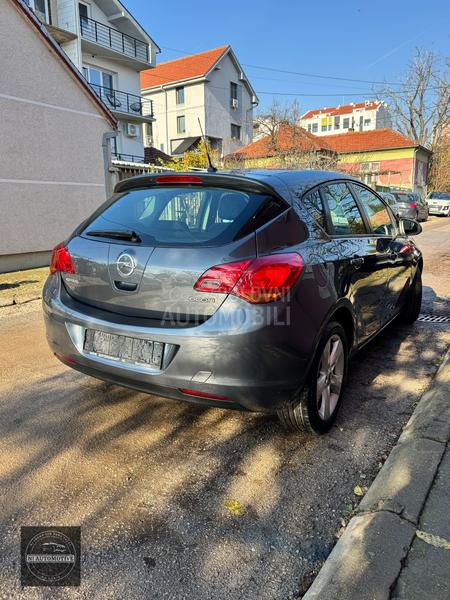 Opel Astra J 1.4