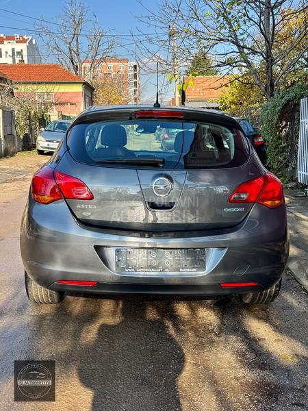 Opel Astra J 1.4