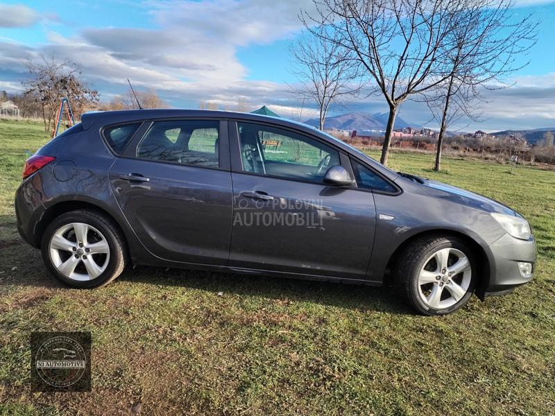 Opel Astra J 1.4