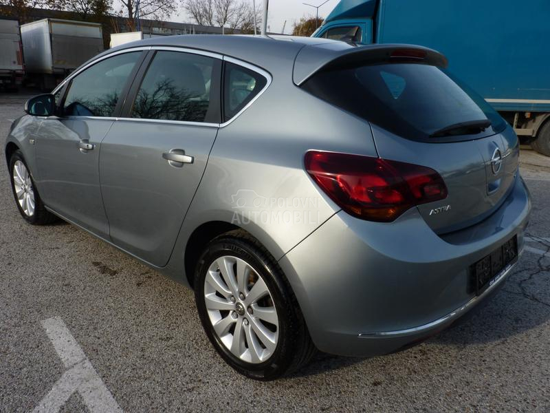 Opel Astra J 1.6 CDTI/COSMO