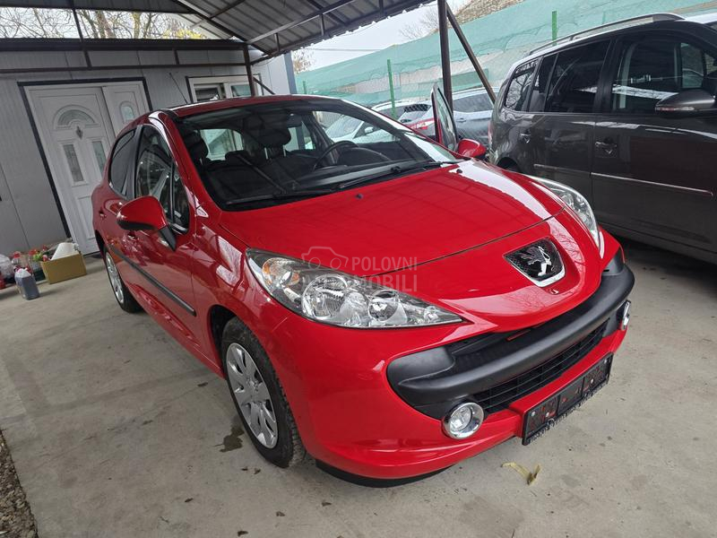 Peugeot 207 1,4i 16v Trendy