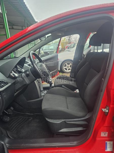 Peugeot 207 1,4i 16v Trendy
