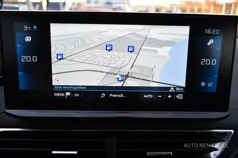 Peugeot 3008 1.2 Active AT