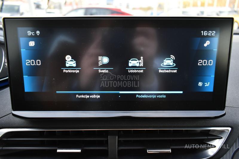 Peugeot 3008 1.2 Active AT