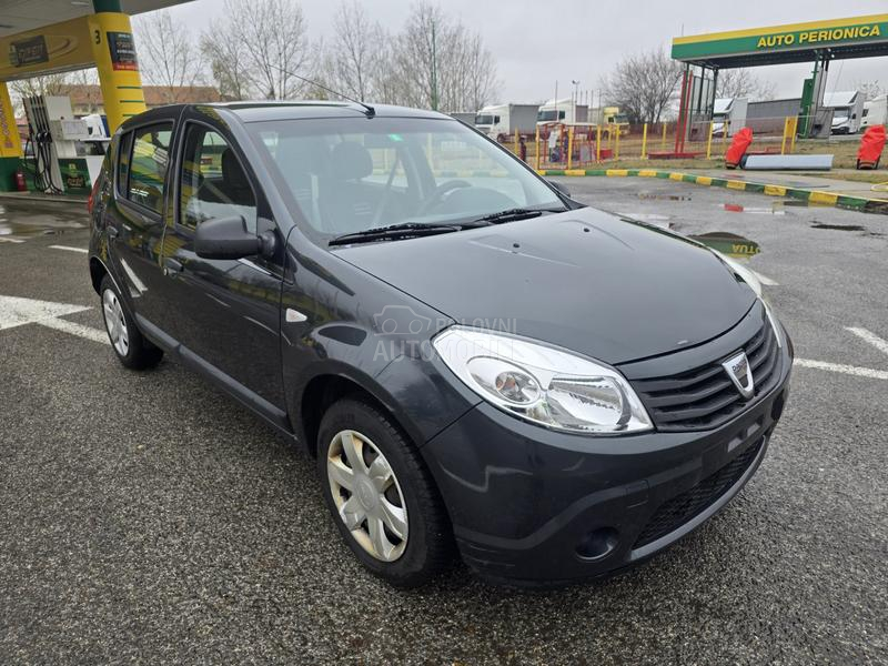Dacia Sandero 1,2 16v BASE