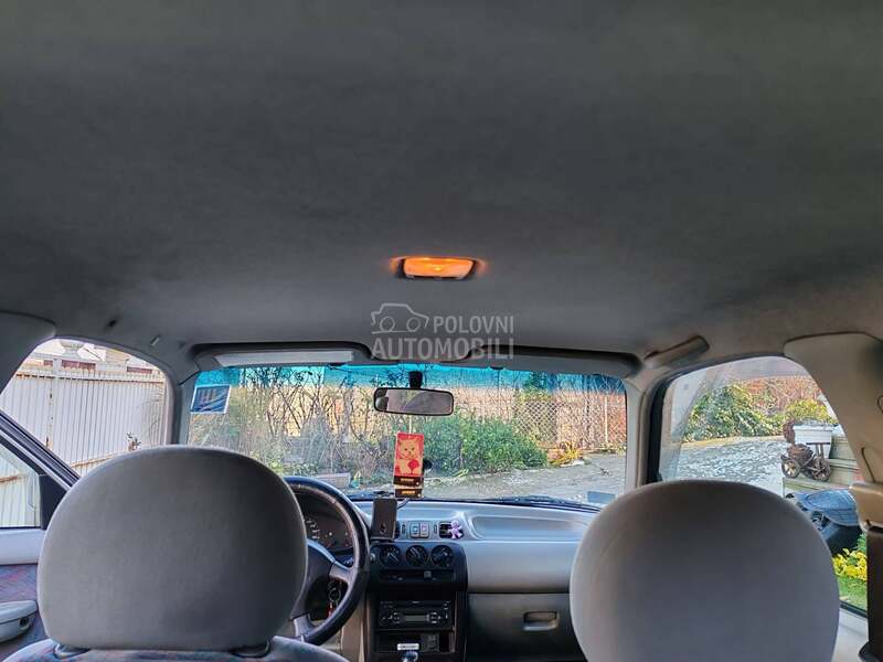 Nissan Micra 1.0 k.l.i.m.a