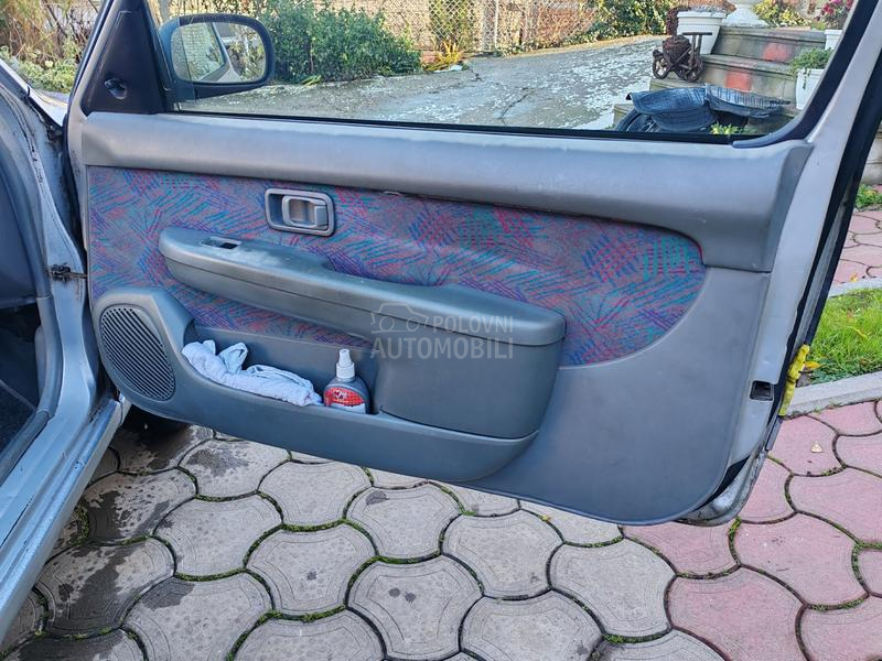 Nissan Micra 1.0 k.l.i.m.a