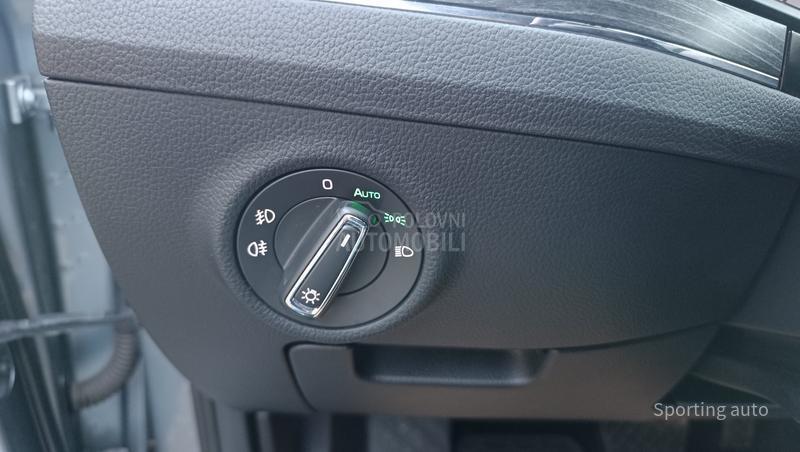 Škoda Superb 2.0 TDI STYLE