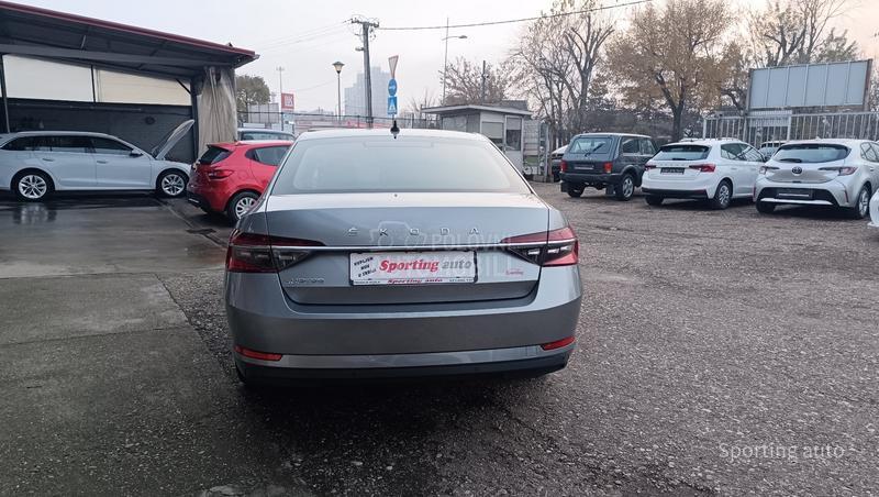 Škoda Superb 2.0 TDI STYLE