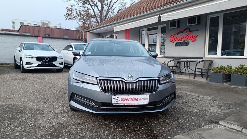 Škoda Superb 2.0 TDI STYLE