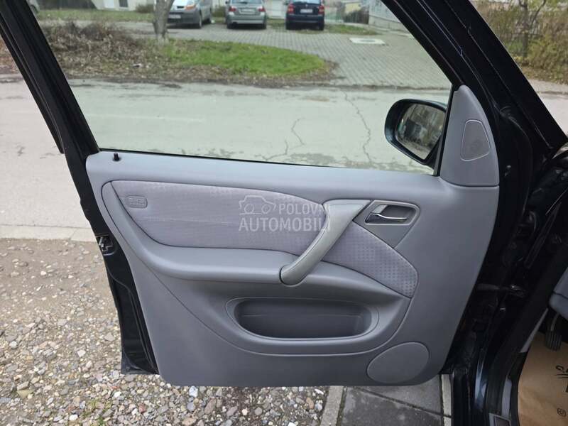 Mercedes Benz ML 270 2.7 CDI