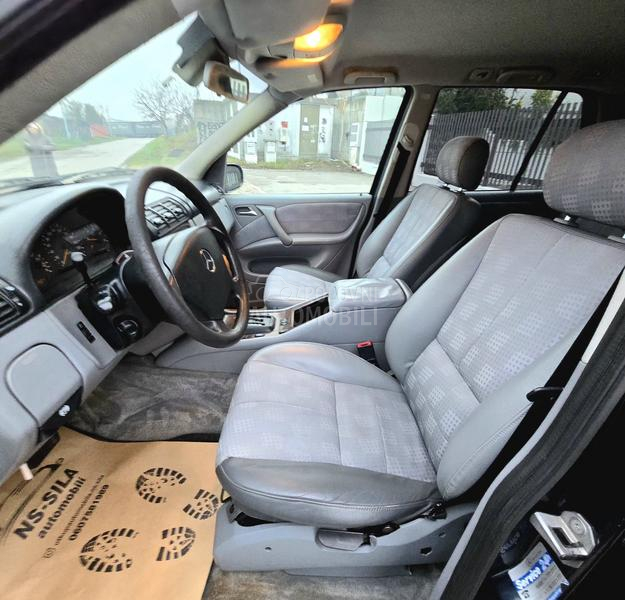 Mercedes Benz ML 270 2.7 CDI