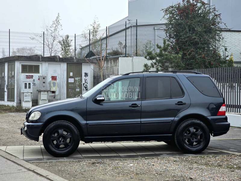 Mercedes Benz ML 270 2.7 CDI