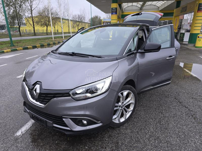 Renault Scenic initiale Paris