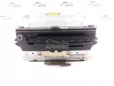 Multimedija za BMW 325