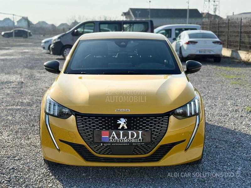 Peugeot 208 1.2 GT/Virtual