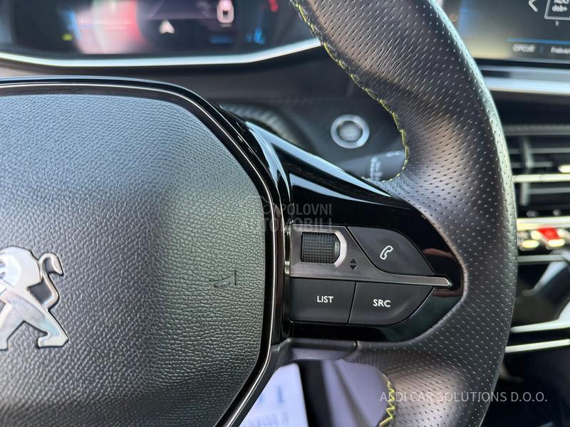 Peugeot 208 1.2 GT/Virtual