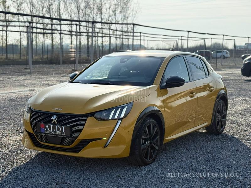 Peugeot 208 1.2 GT/Virtual