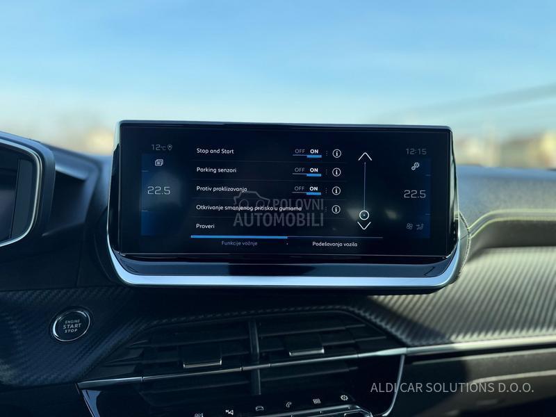 Peugeot 208 1.2 GT/Virtual