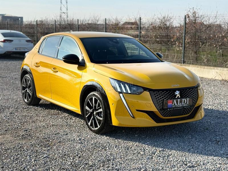 Peugeot 208 1.2 GT/Virtual