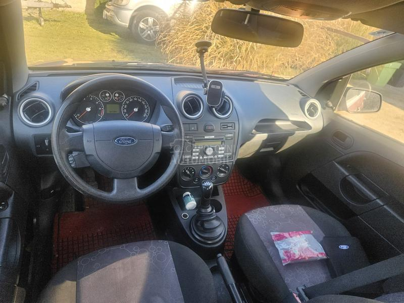 Ford Fiesta 1.3 b