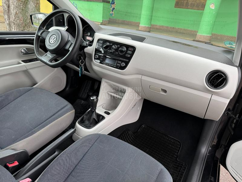 Volkswagen up! 
