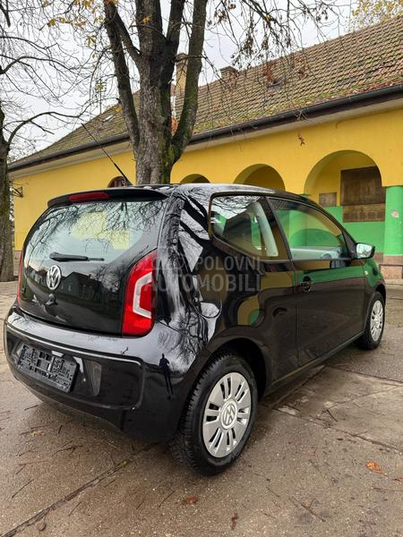 Volkswagen up! 